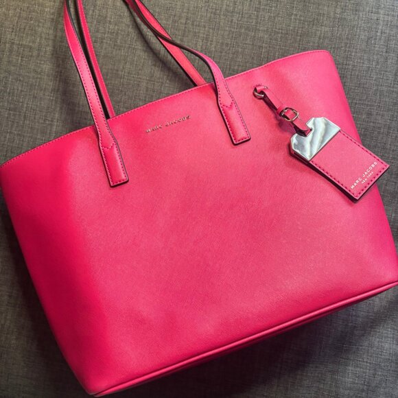 Marc Jacobs Handbags - Auth NWOT Marc Jacobs Rare HOT PINK magenta  Sidekick Tote